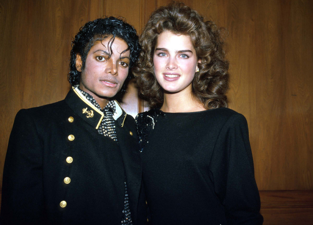 A 10 legfurább celeb-kapcsolat - alig hisszük el, hogy ők valaha együtt jártak - Celebrity -  - brad pitt, brooke shields, celebrity, kid rock, macaulay culkin, michael jackson, mila kunis, robert downey jr, sarah jesscia parker, sheryl crow, 