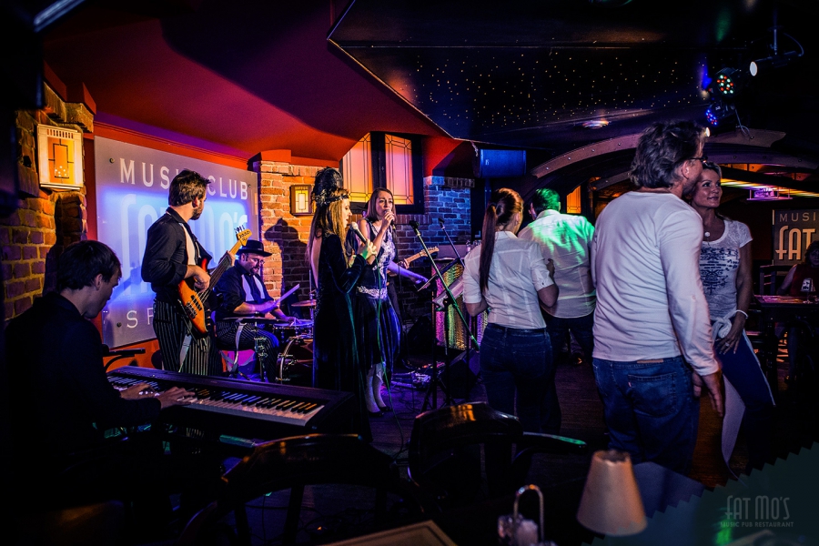 Hogy milyen egy Fat Mo’s szezonnyitó? Hát ilyen! - STYLENEWS - Rendezvények - Fat Mo's, Fat Mo's Band, Fat Mo's Café, 