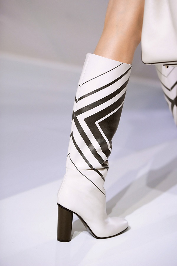 Tavaszi cipőbazár - 5 trend, amit viselni fogsz - DIVAT&STÍLUS - Stílusiskola - 