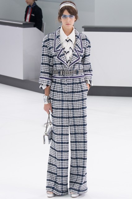 Párizsból szeretettel - Jelentés a divathétről - Stílusiskola -  - chanel, dior, elie saab, louis vuitton, saint laurent, valentino, 