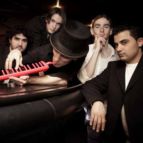 Maszkura és Szabó Balázs: kettős lemezbemutató a Szikrában - Fesztelen mindennapok -  - Maszkura és a Tücsökraj, Szabó Balázs, 