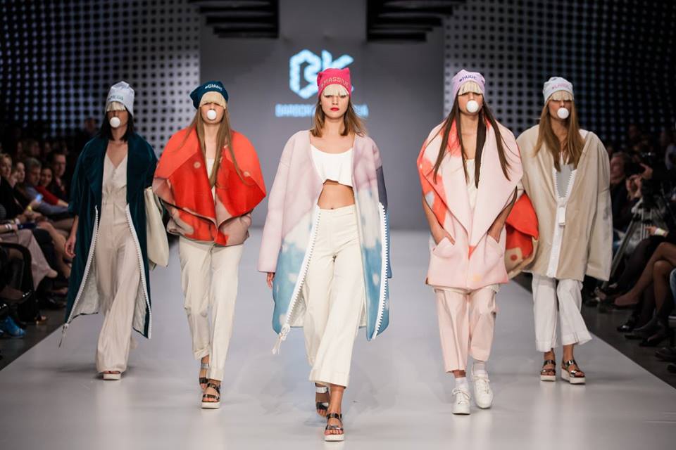 Ígéretes meglepetések az idei Gombold újrán - DIVAT&STÍLUS - Stílusiskola - central europen fashion week, divathét, gombold újra, pályázat, 