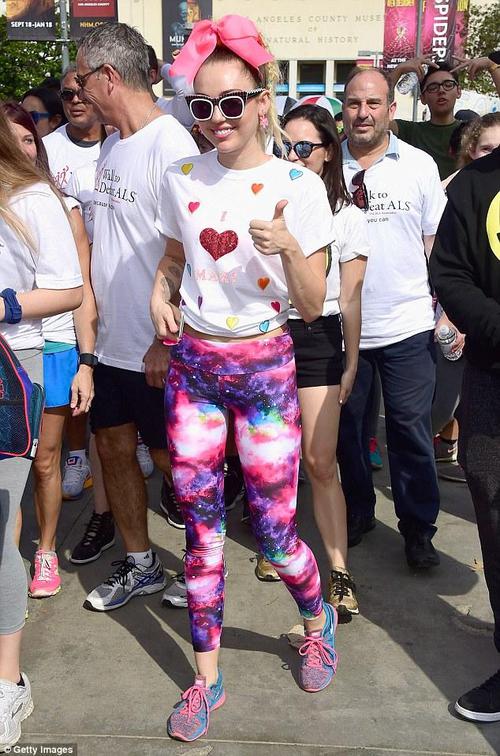 Hétfői gif challenge 10/26 - DIVAT&STÍLUS - Celebrity - divat, gif, gif challenge, hétfő, stílus, 