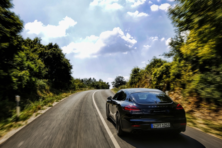 Luxustúra Prágától Bécsig - STYLENEWS - Fesztelen mindennapok - autó, porsche, teszt, utazás, 