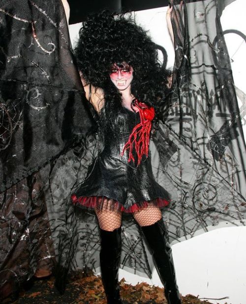 Heidi Klum legőrültebb Halloween jelmezei az elmúlt 15 évből - DIVAT&STÍLUS - Celebrity - 