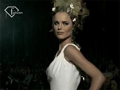 Angyal-evolúció: Az elmúlt húsz esztendő legmeghatározóbb Victoria's Secret angyalai - Stílusiskola -  - alessandra amroso, cara delevingne, gisele bundchen, isabeli fontana, karlie kloss, miranda kerr, runway, victorias secret, 