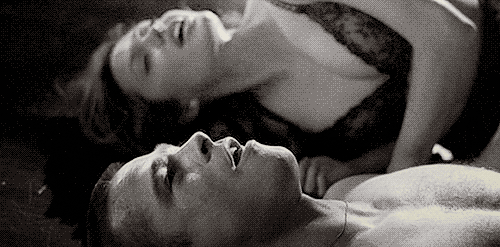 Négy nő - Maradj itt szex után - 25. rész - KERESD A NŐT  - Lélekhangok - négy nő, szentesi éva, webregény, 