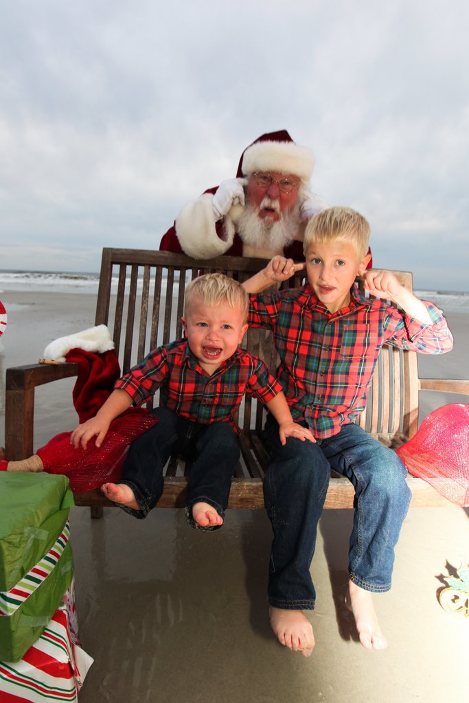 Gyerekek, akik megijedtek a Télapótól - STYLENEWS -  - gyerekek, humor, mikulás, télapó, 