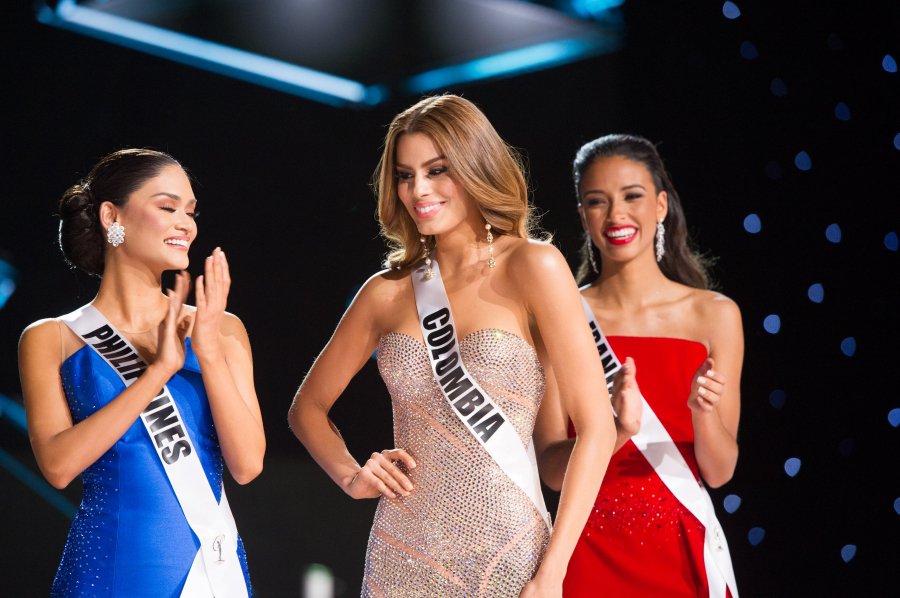 Az év bakija: Nem a valódi nyertest koronázták meg a Miss Universe döntőjén! - DIVAT&STÍLUS - Hírek  - baki, döntő, las vegas, miss universe, 