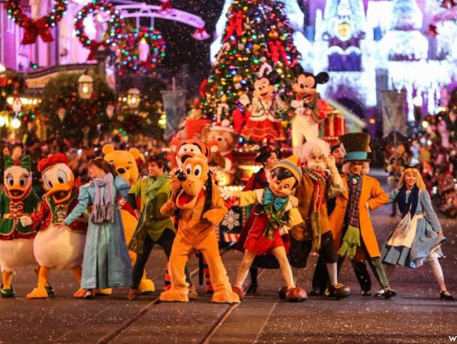 Disneyland karácsonykor - STYLELIFE - Stylekids - disneyland, franciaország, karácsony, párizs, utazás, 