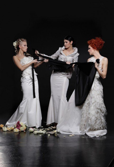 A fekete az új fehér? - Esküvő -  - esküvő, fehér, fekete, menyasszony, 