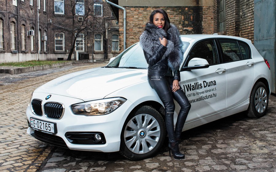 Tücsi, a BMW gyönyörű márkanagykövete! - STYLENEWS - Interjúk - autó, bmw, tücsi, vezetés, wallis, 