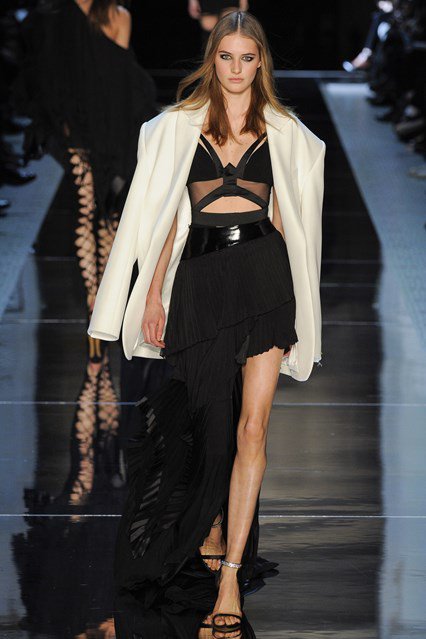 70 haute couture darab a tavaszi divathétről - 2. rész - Stílusiskola -  - armani privé, elie saab, haute couture, maison margiela, runway, 