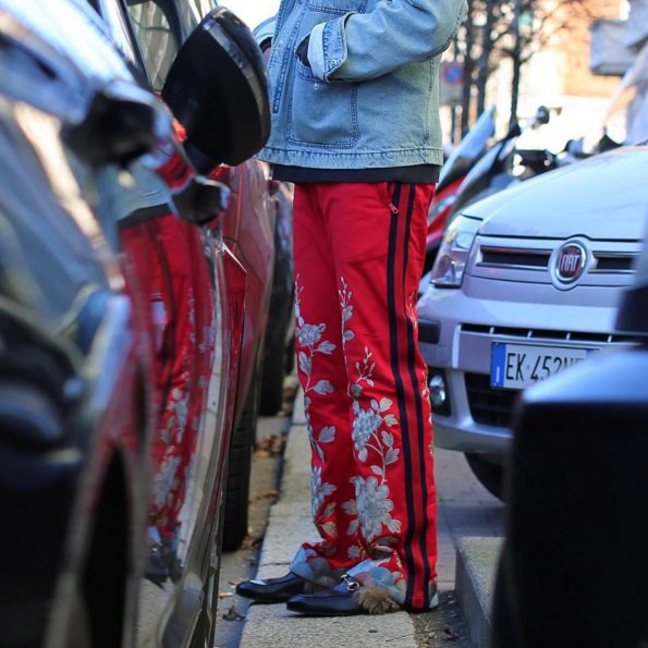 A férfidivathét legizgalmasabb utcai szerelései - DIVAT&STÍLUS - Hírek  - bemutató, divathét, férfiak, nyár, tavasz, 