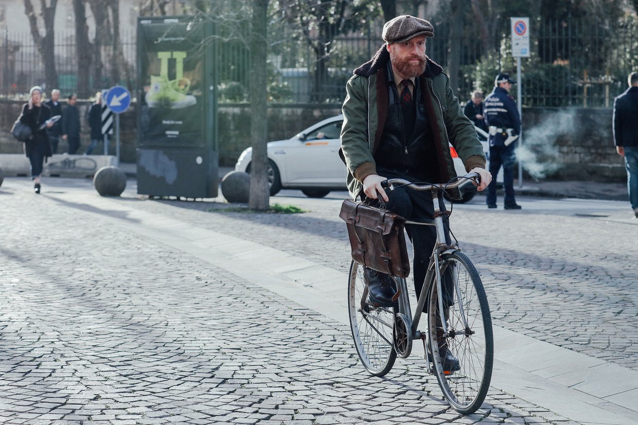 A férfidivathét legizgalmasabb utcai szerelései - DIVAT&STÍLUS - Hírek  - bemutató, divathét, férfiak, nyár, tavasz, 