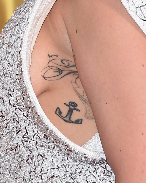 Celebtetkók - Tudod, hogy kihez tartoznak? - DIVAT&STÍLUS - Celebrity - celebrity, sztárok, tetoválások, 