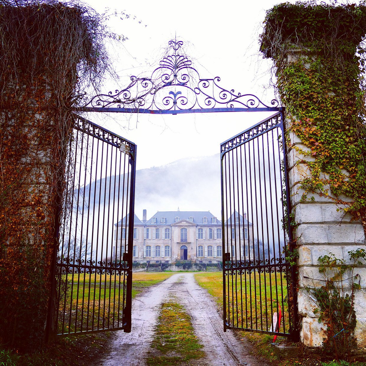 Fedezd fel velünk a renoválás alatt álló, 18. századi francia kúriát! - STYLENEWS -  - otthon, renoválás, 