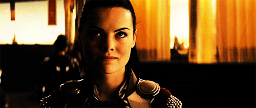 15 vörös szőnyeges ruha, amik beleégtek a tudatunkba - Celebrity -  - belépő, beyonce, celebrity, red carpet, rihanna, ruha, vonulás, 