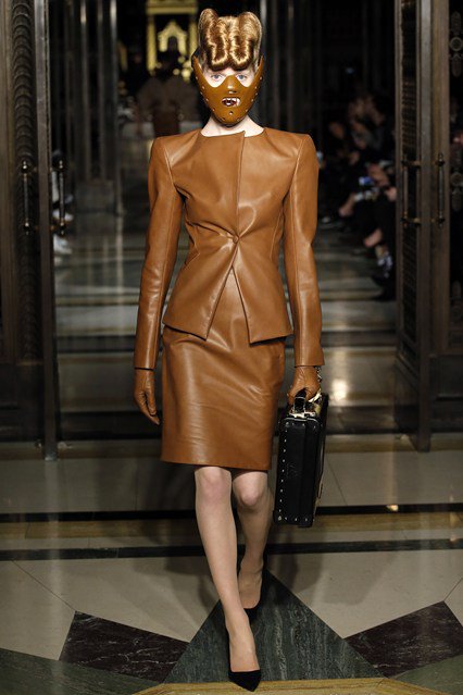 Londonban filctollal rajzolták össze a ruhákat - Stílusiskola -  - divat, fashion week, london, london fashion week 2016, runway, trend, 