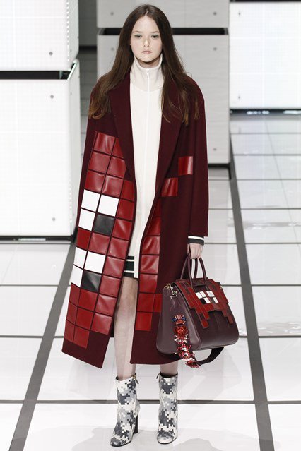 Londonban filctollal rajzolták össze a ruhákat - Stílusiskola -  - divat, fashion week, london, london fashion week 2016, runway, trend, 