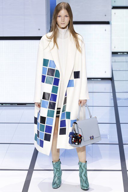 Londonban filctollal rajzolták össze a ruhákat - Stílusiskola -  - divat, fashion week, london, london fashion week 2016, runway, trend, 