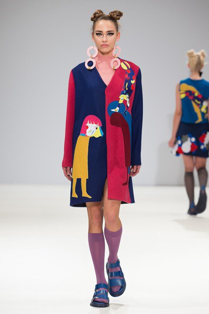 Londonban filctollal rajzolták össze a ruhákat - Stílusiskola -  - divat, fashion week, london, london fashion week 2016, runway, trend, 
