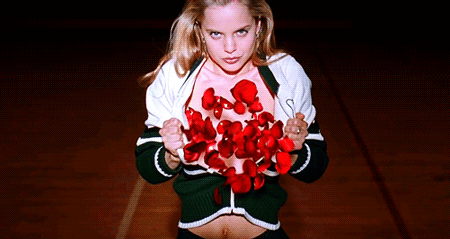 8 estélyi ruha a Brit Awardsról - Celebrity -  - adele, brit awards, giambattista valli, rihanna, 