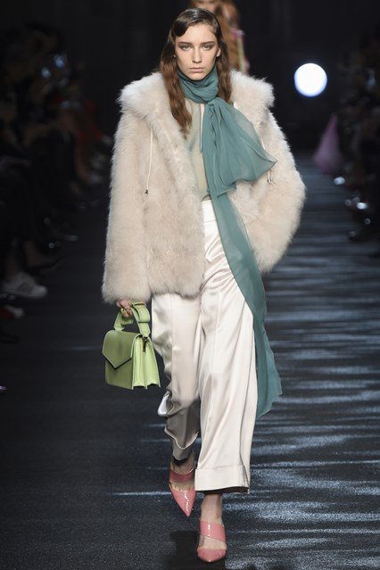 Milánói divathét: Max Mara, Prada, Moschino, satöbbi - Stílusiskola -  - divathét, gucci, marni, milánó, milánói divathét, prada, 