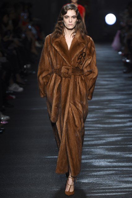 Milánói divathét: Max Mara, Prada, Moschino, satöbbi - Stílusiskola -  - divathét, gucci, marni, milánó, milánói divathét, prada, 