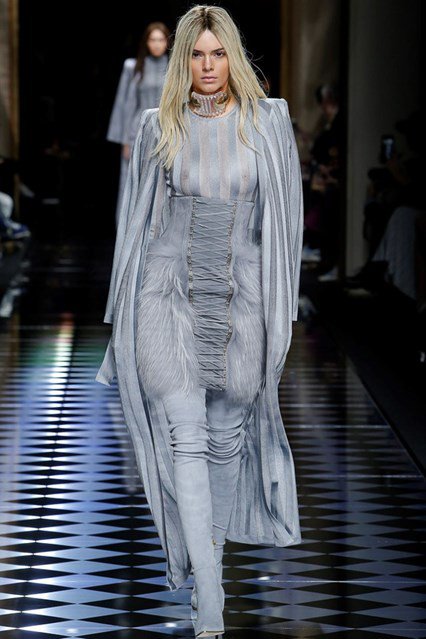Itt a teljes, új Balmain kollekció! - Stílusiskola -  - balmain, balmain 2016, catwalk, fall/winter2016, runway, trend, 