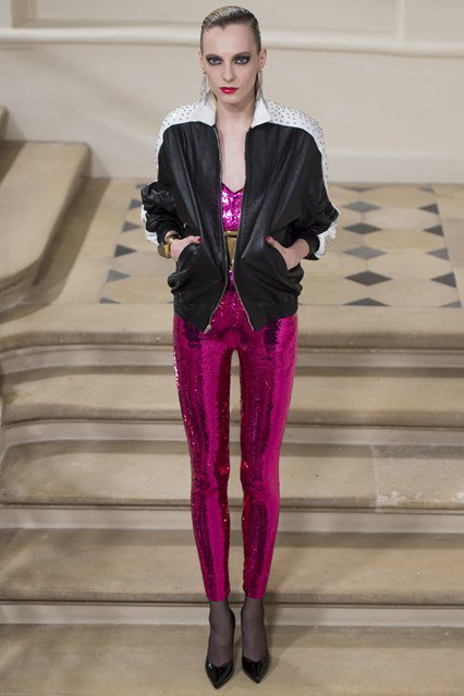 Ennél vagányabb szetteket nem tudunk nektek mutatni ma - Stílusiskola -  - disco, diszkó, paris fashion week, saint laurent, trend, 