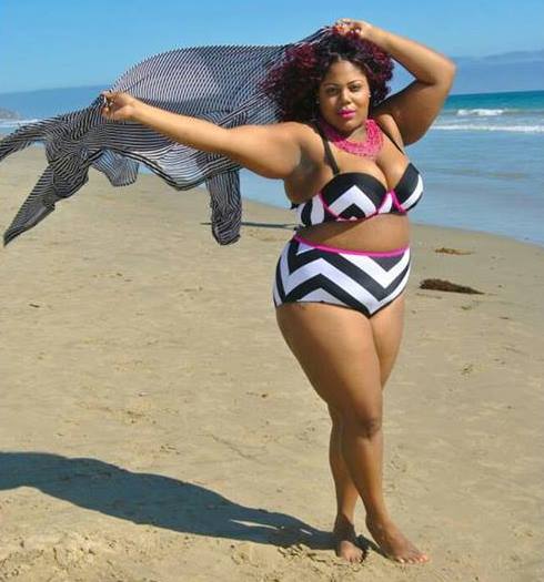 10 rosszindulatú komment, amiket plus size nőknek írtak, de ők magasról tesznek rá - Hírek  -  - bikiny body, elfogadás, fogyókúra, nyár, plus size, plus size modell, strand, 