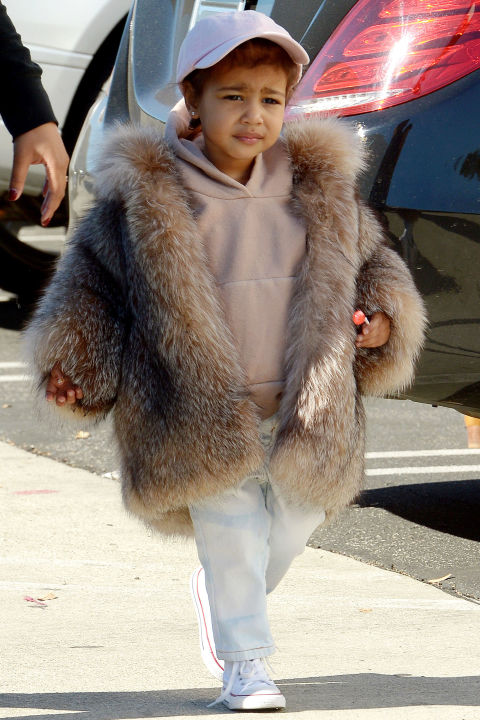 10 alkalom, amikor North West stílusosabb volt bárkinél - Celebrity -  - divat, kanye west, kim kardashian, north west kardashian, stílus, 