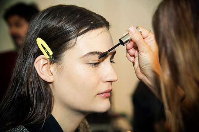 Így tökéletesítsd szemöldöködet 5 lépésben - SZÉPSÉG - Smink  - beauty, smink, szemöldök, szemöldök formázás, szépség, szépségápolás, tökéletes szemöldök, 