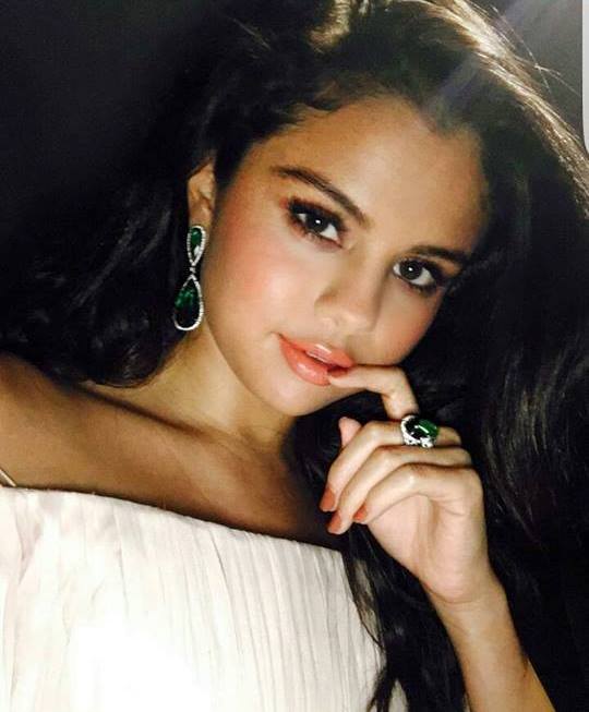 Ennyit változtak a sztárok az első Instagram fotójuk óta - Celebrity -  - chrissy teigen, gigi hadid, instagram, kendall jenner, kim kardashian, kylie jenner, selena gomez, 