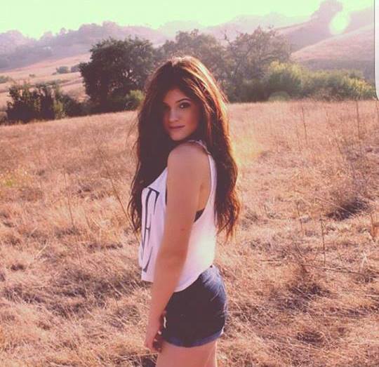 Ennyit változtak a sztárok az első Instagram fotójuk óta - Celebrity -  - chrissy teigen, gigi hadid, instagram, kendall jenner, kim kardashian, kylie jenner, selena gomez, 