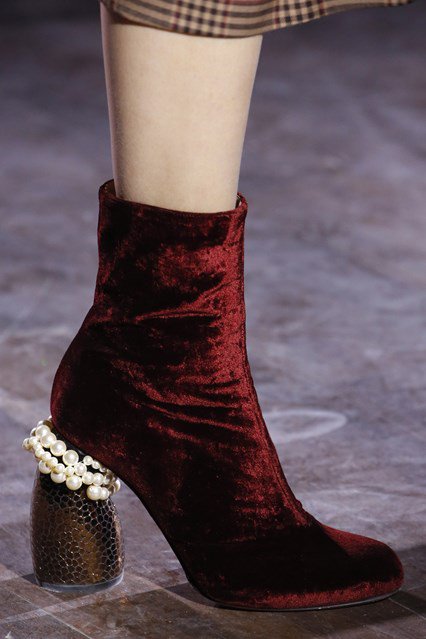 Nagy, őszi cipő-kalendárka - Stílusiskola -  - dior, fashion week, gucci, prada, proenza schouler, rodarte, versace, 