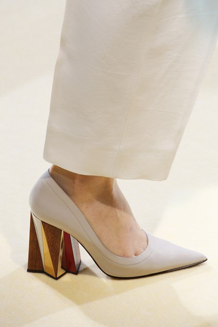 Nagy, őszi cipő-kalendárka - Stílusiskola -  - dior, fashion week, gucci, prada, proenza schouler, rodarte, versace, 