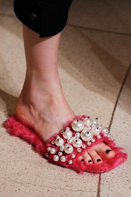 Nagy, őszi cipő-kalendárka - Stílusiskola -  - dior, fashion week, gucci, prada, proenza schouler, rodarte, versace, 