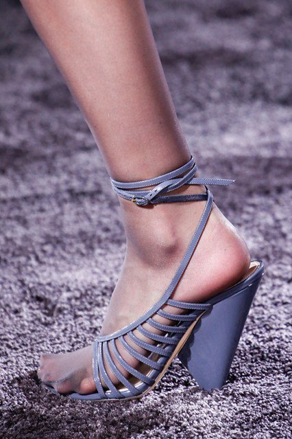 Nagy, őszi cipő-kalendárka - Stílusiskola -  - dior, fashion week, gucci, prada, proenza schouler, rodarte, versace, 