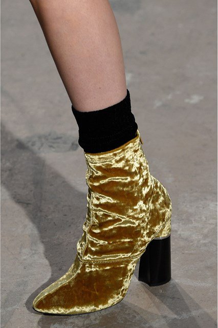 Nagy, őszi cipő-kalendárka - Stílusiskola -  - dior, fashion week, gucci, prada, proenza schouler, rodarte, versace, 