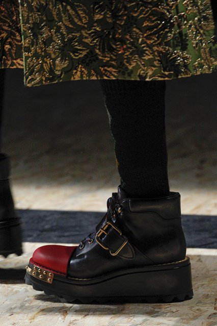 Nagy, őszi cipő-kalendárka - Stílusiskola -  - dior, fashion week, gucci, prada, proenza schouler, rodarte, versace, 