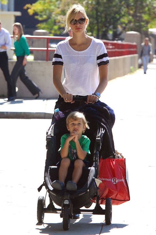 Modellmamik és csemetéik - DIVAT&STÍLUS - Celebrity - anyuka, celebrity, gyerekek, modellek, 