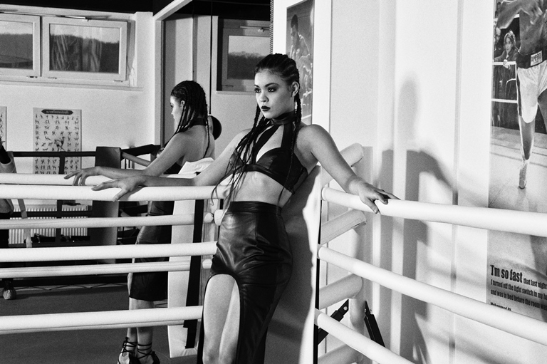 Múzsa: Az erős nő - Stílusiskola -  - 