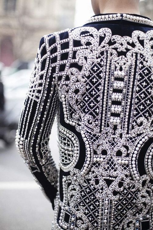 Rivaldafényben a nagymama kedvenc kiegészítője - DIVAT&STÍLUS - Hírek  - divat, gyöngysor, stílus, 