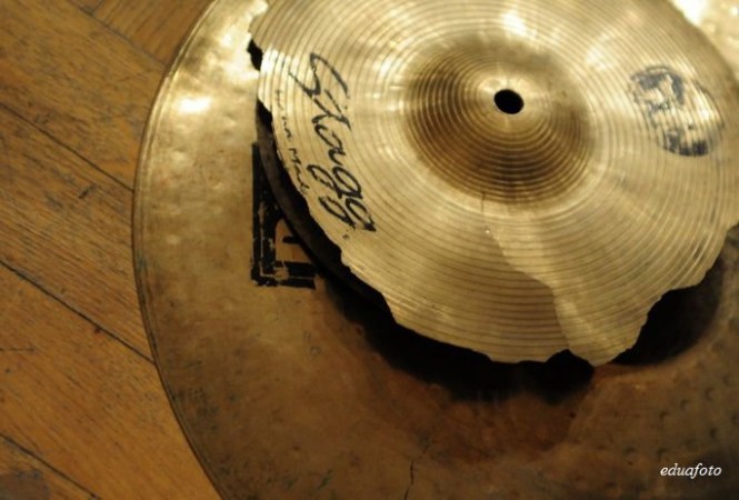 Túl Kicsi Ország: új Quimby sorlemez - Fesztelen mindennapok -  - kicsi ország, quimby, zene, 