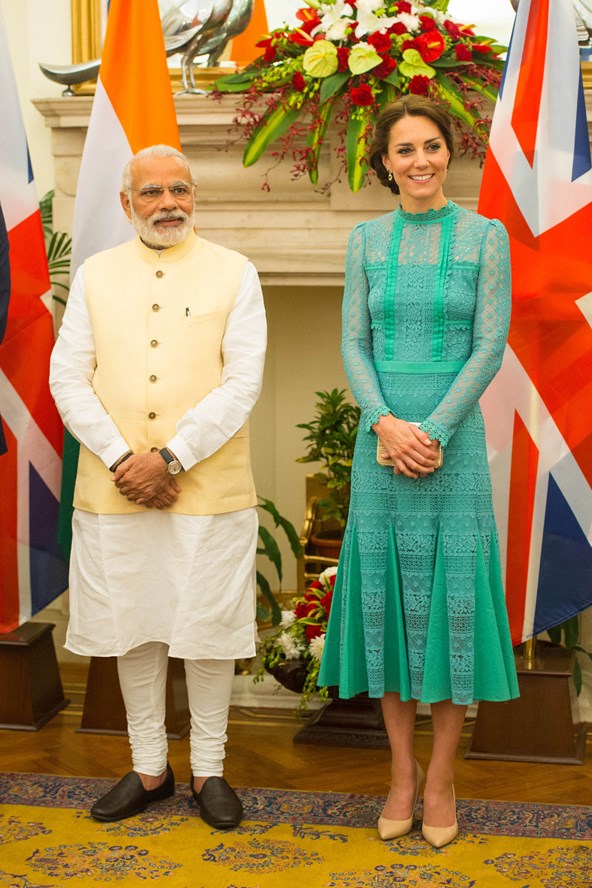 A hercegnő Indiában - Kate Middleton Stílusnapló - Stílusiskola -  - anglia, hercegné, india, katalin hercegné, kate middleton, new delhi, stílusnapló, vilmos herceg, 