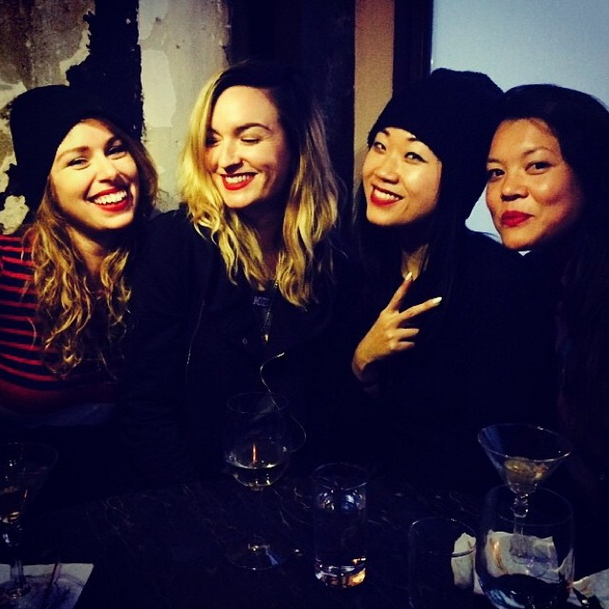 10 tipikus Facebook profilkép, avagy ezt árulja el rólad az adatlapod - STYLENEWS -  - Facebook, humor, profilkép, top 10, 