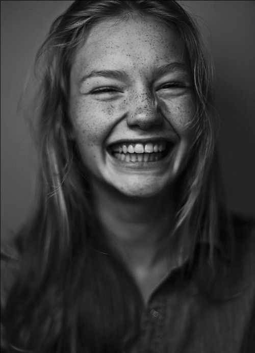 10 tipikus Facebook profilkép, avagy ezt árulja el rólad az adatlapod - STYLENEWS -  - Facebook, humor, profilkép, top 10, 