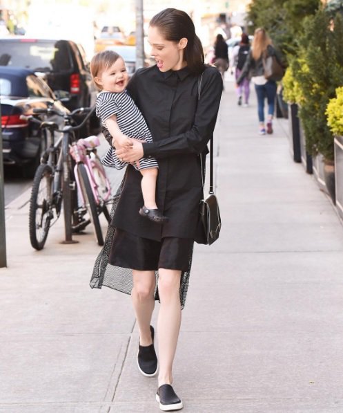 A divatvilág legstílusosabb anyukái - DIVAT&STÍLUS - Celebrity - divat, édesanya, stílus, 